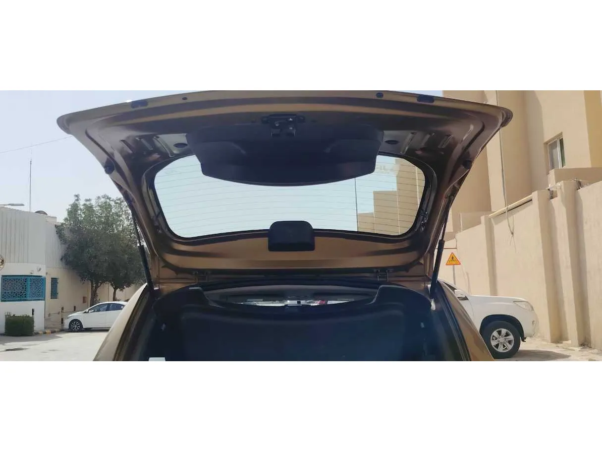 Car image 23