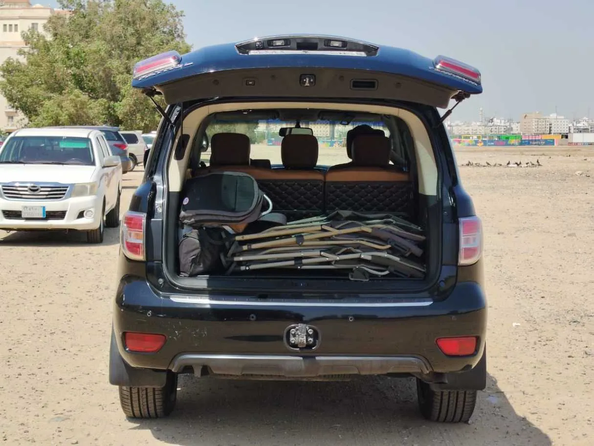 Car image 27