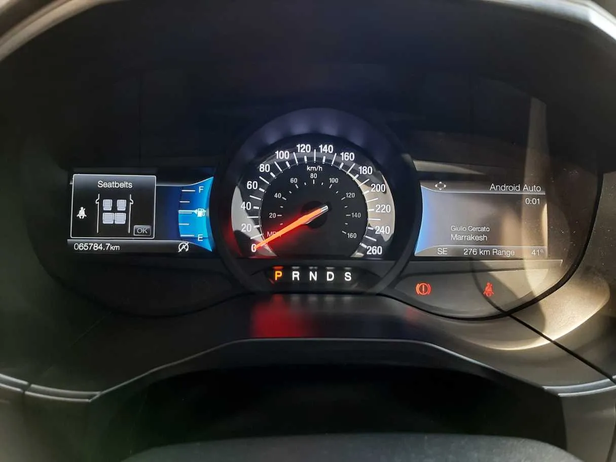 Car image 18