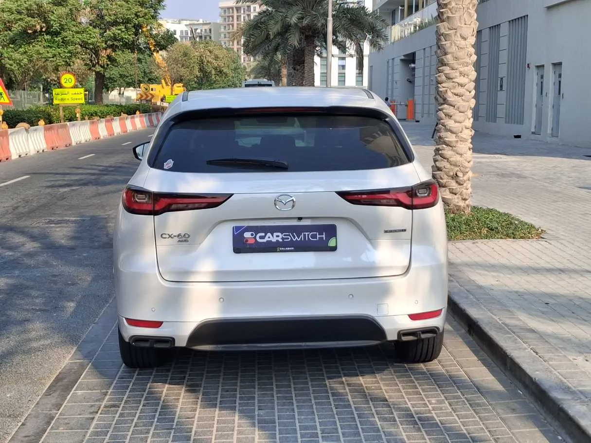 Car image 6