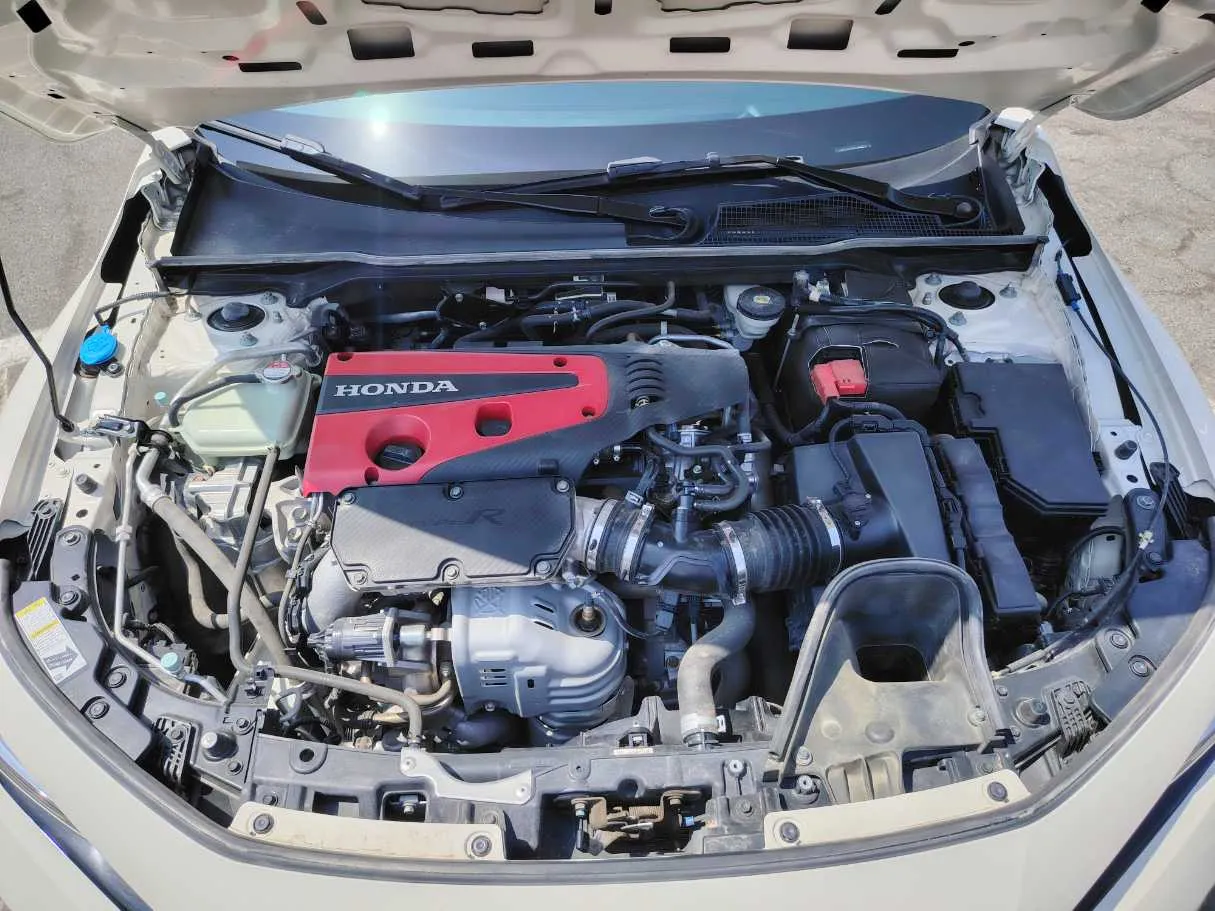 Car image 33