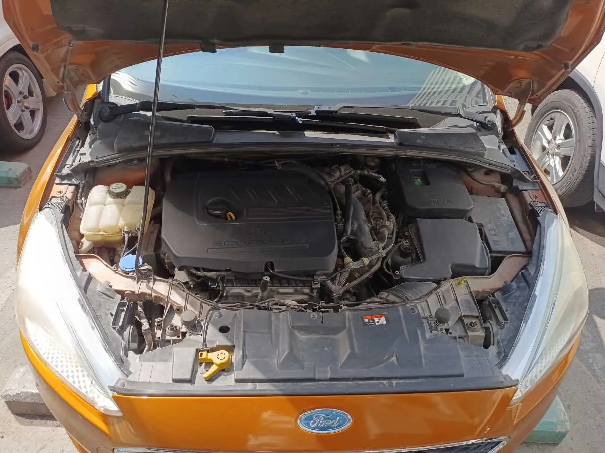 Car image 16