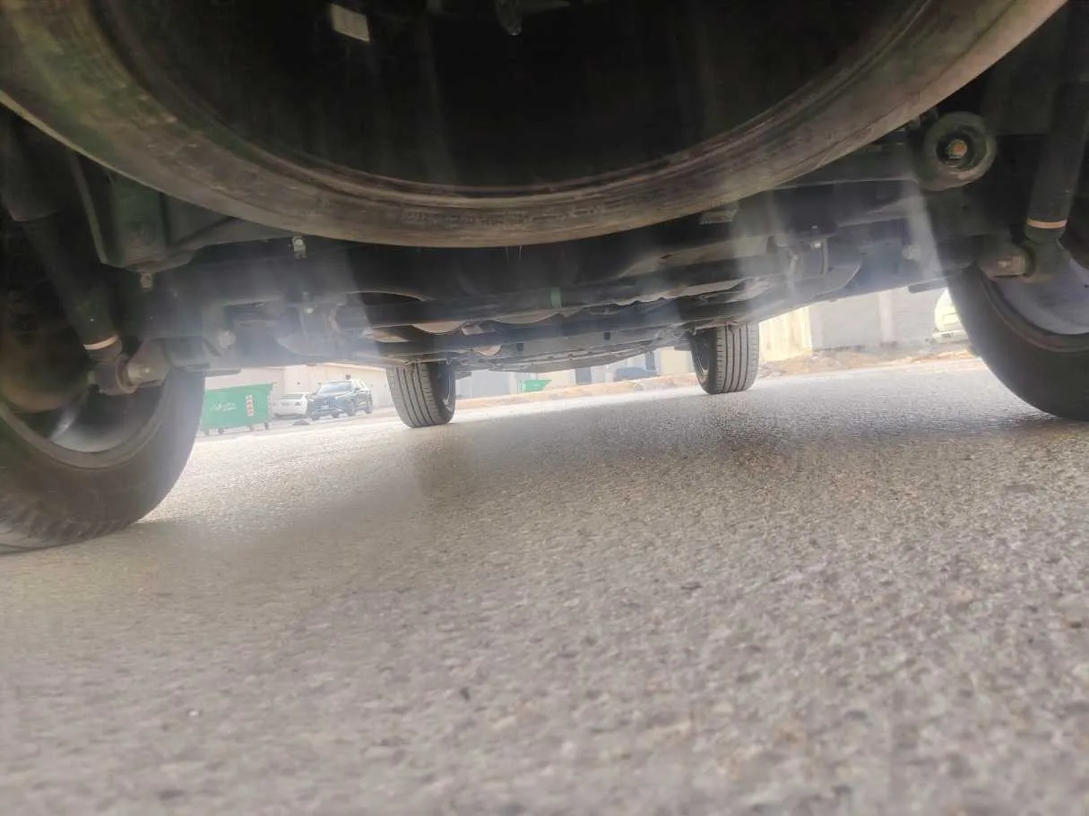 Car image 35