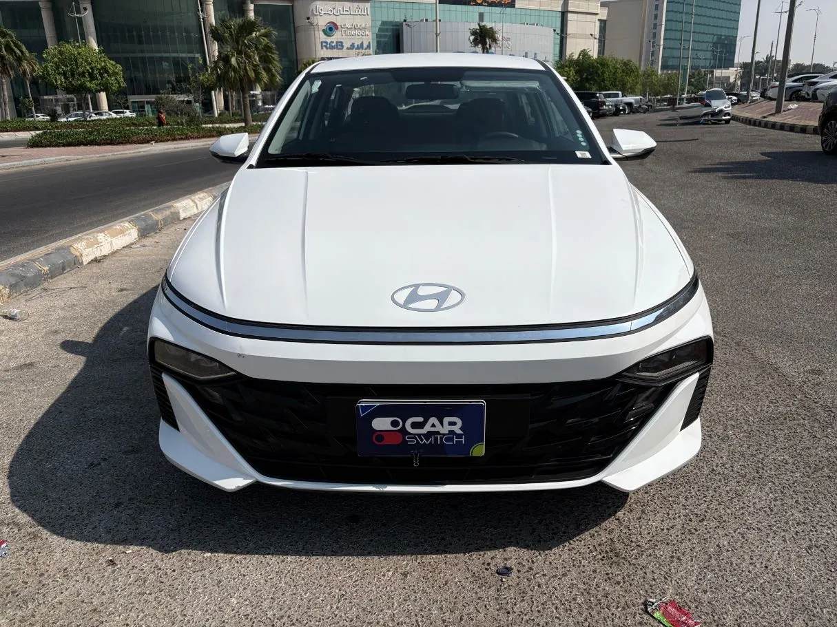 Car image 2