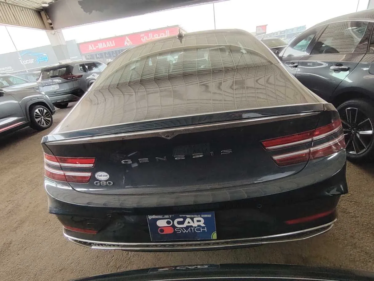 Car image 6