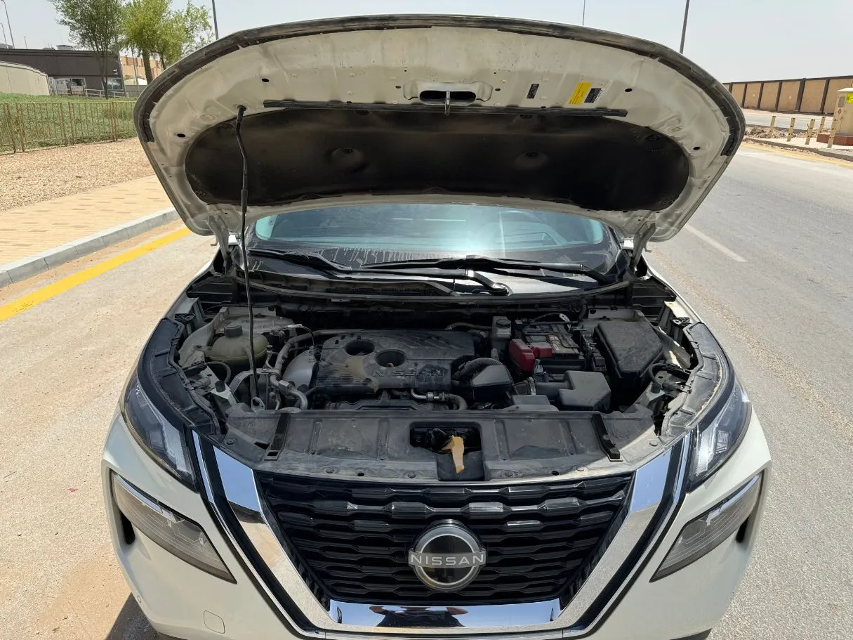 Car image 24