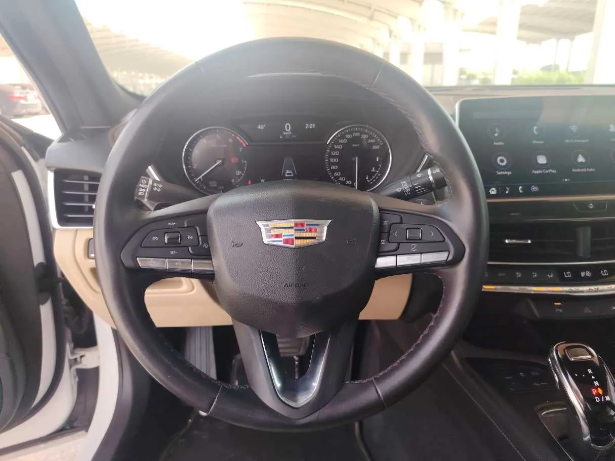 Car image 23