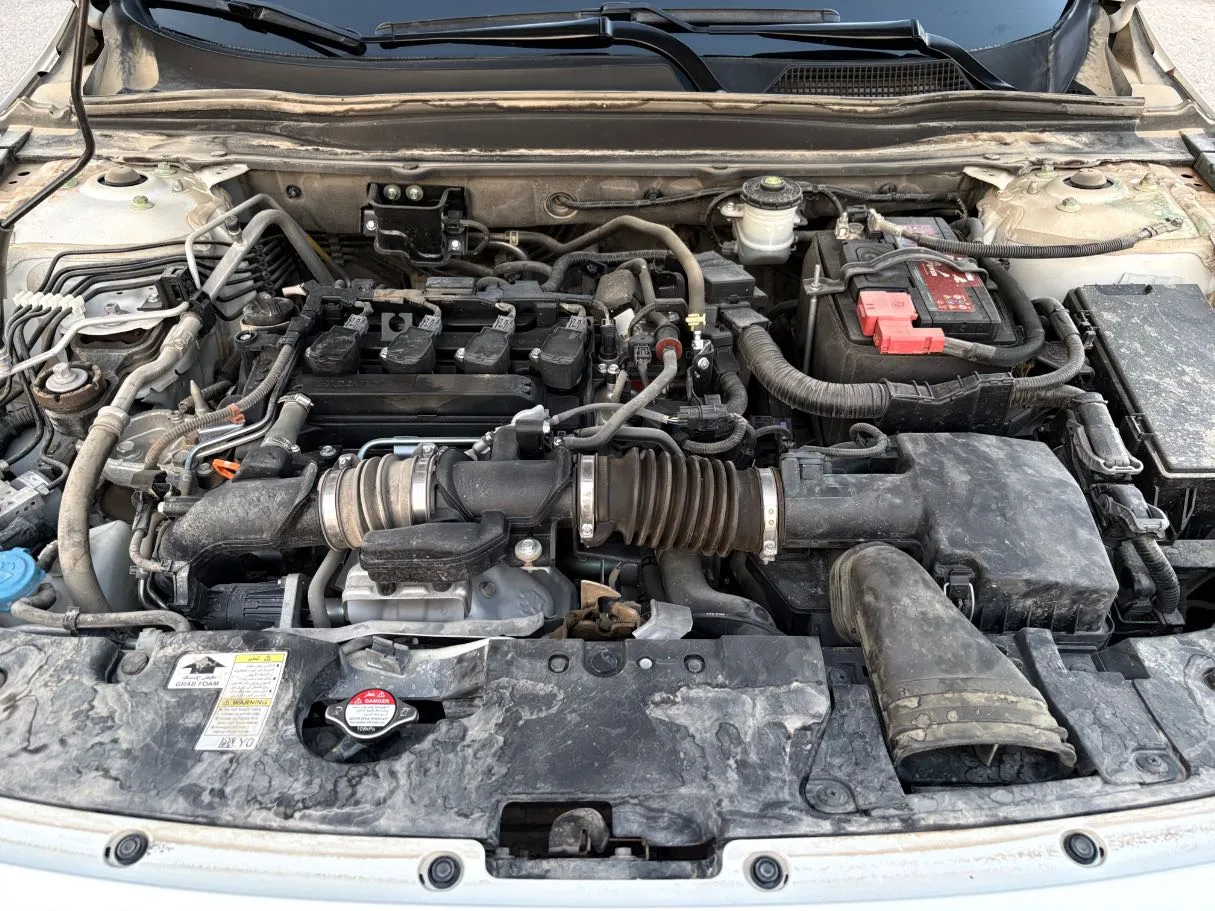 Car image 26