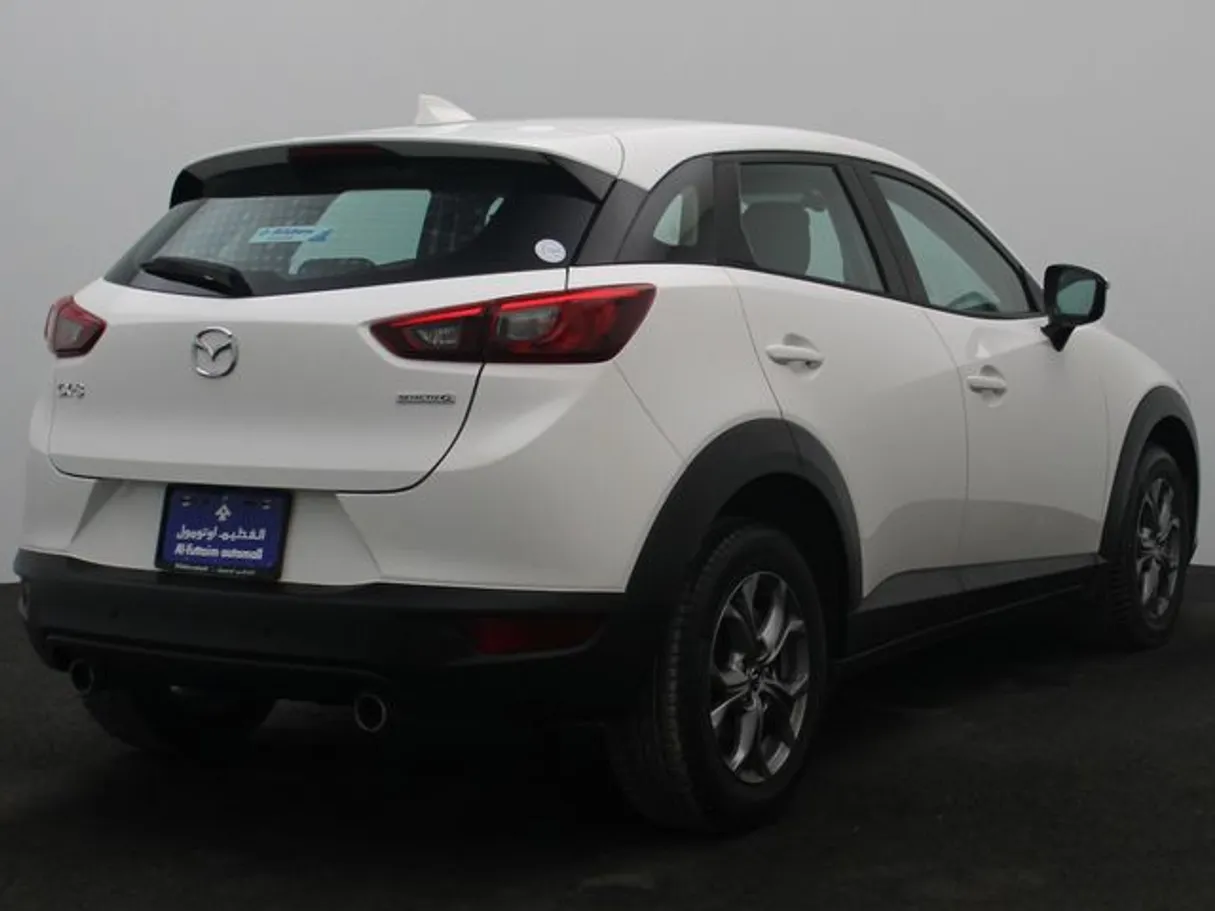 Car image 2