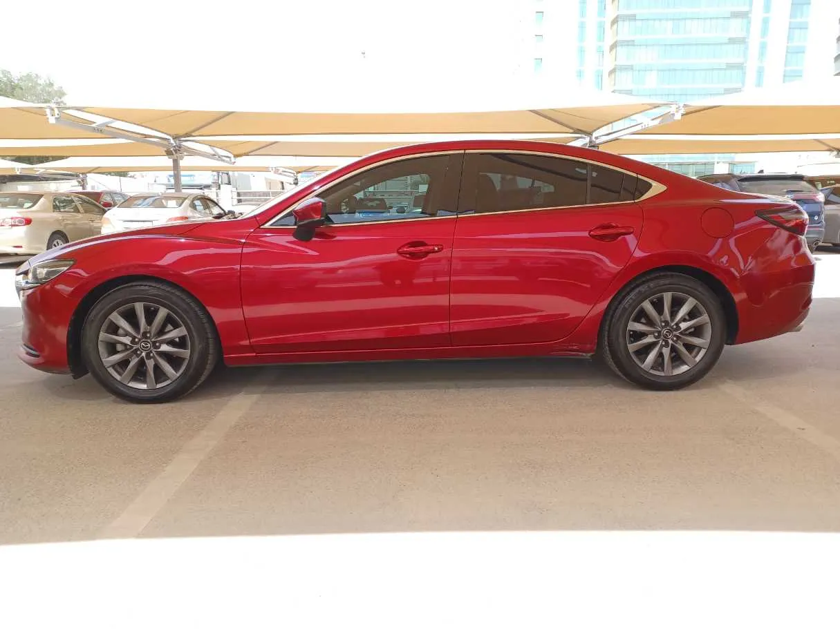 Car image 8