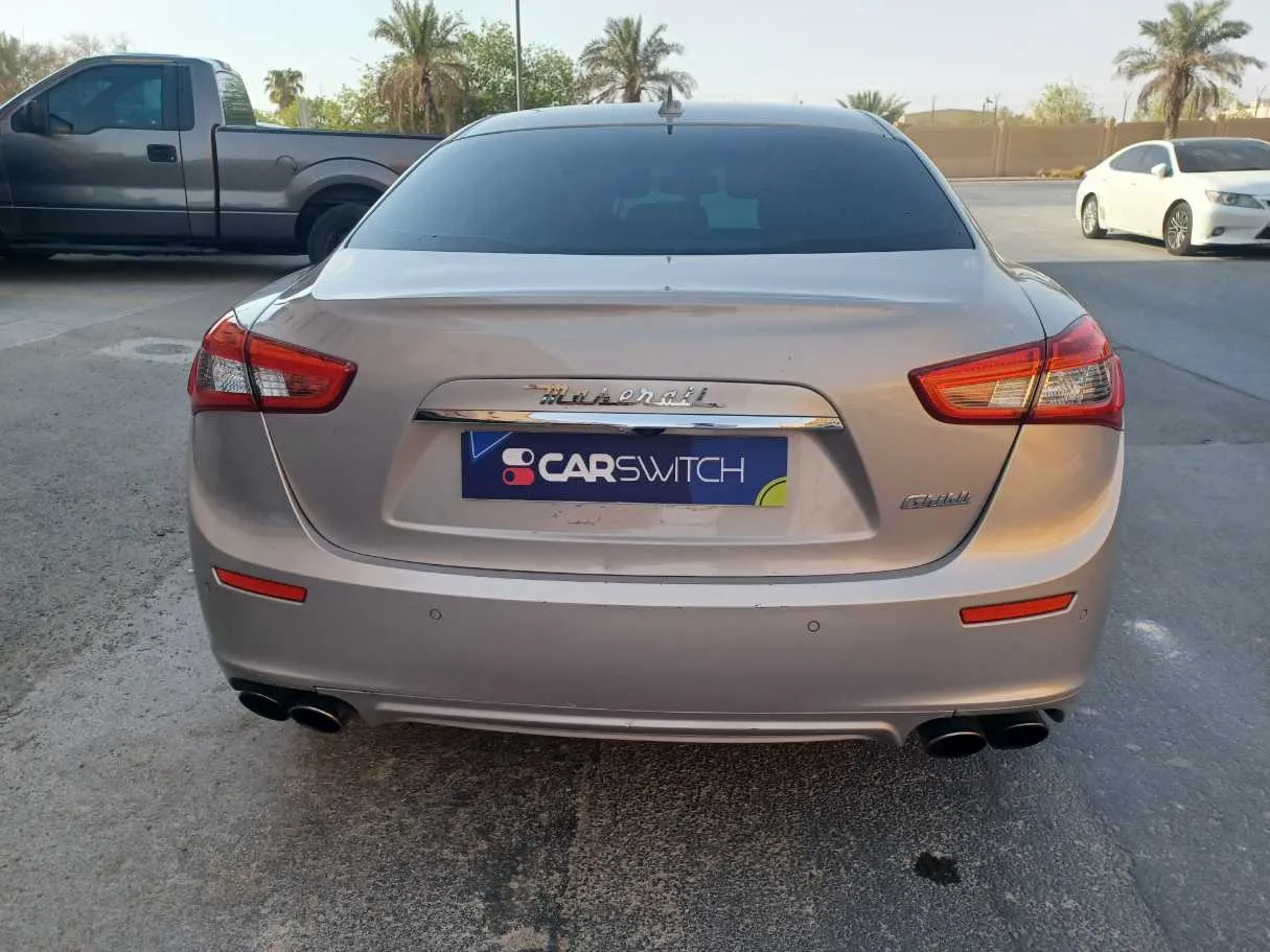 Car image 6