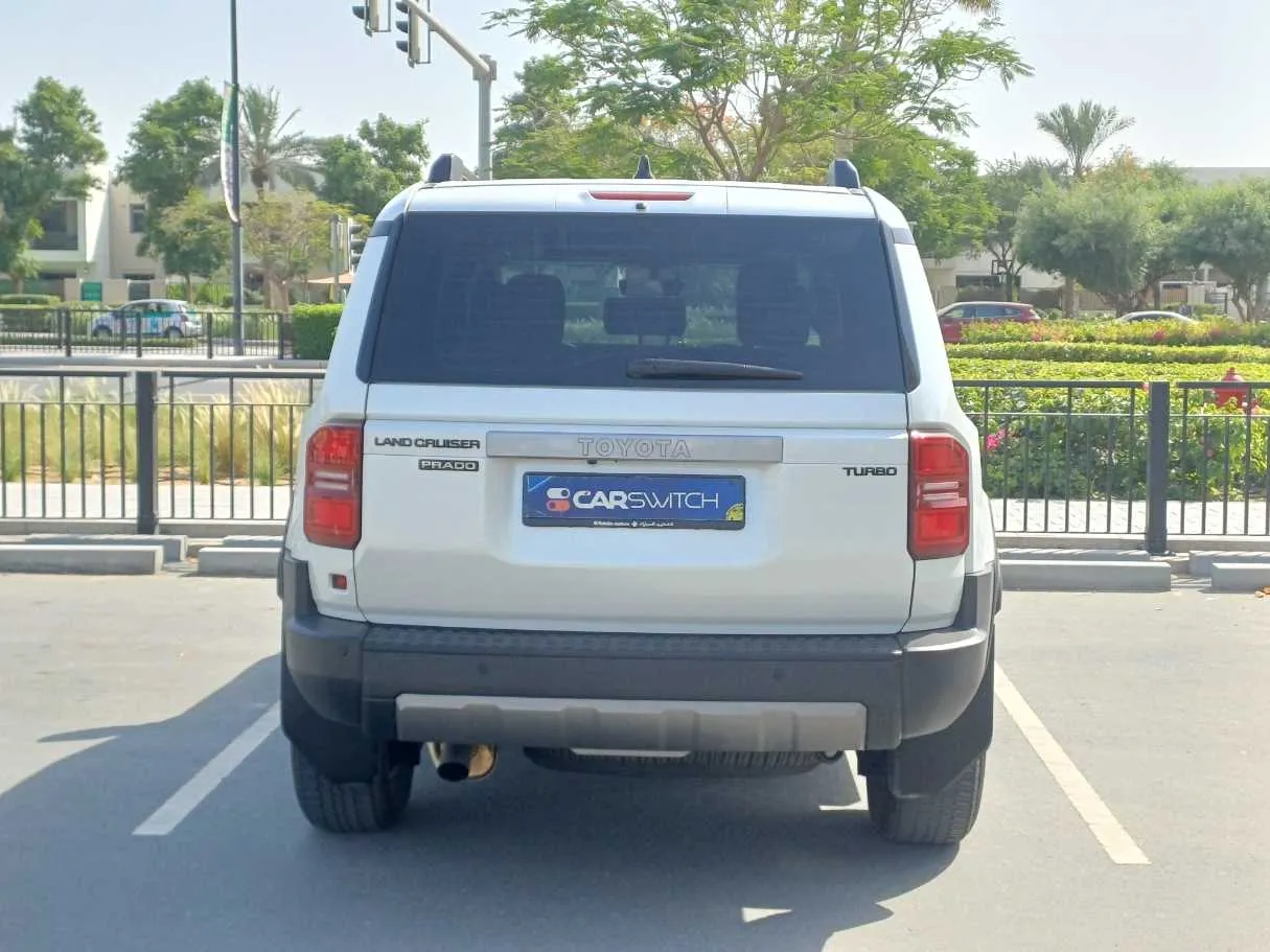 Car image 6