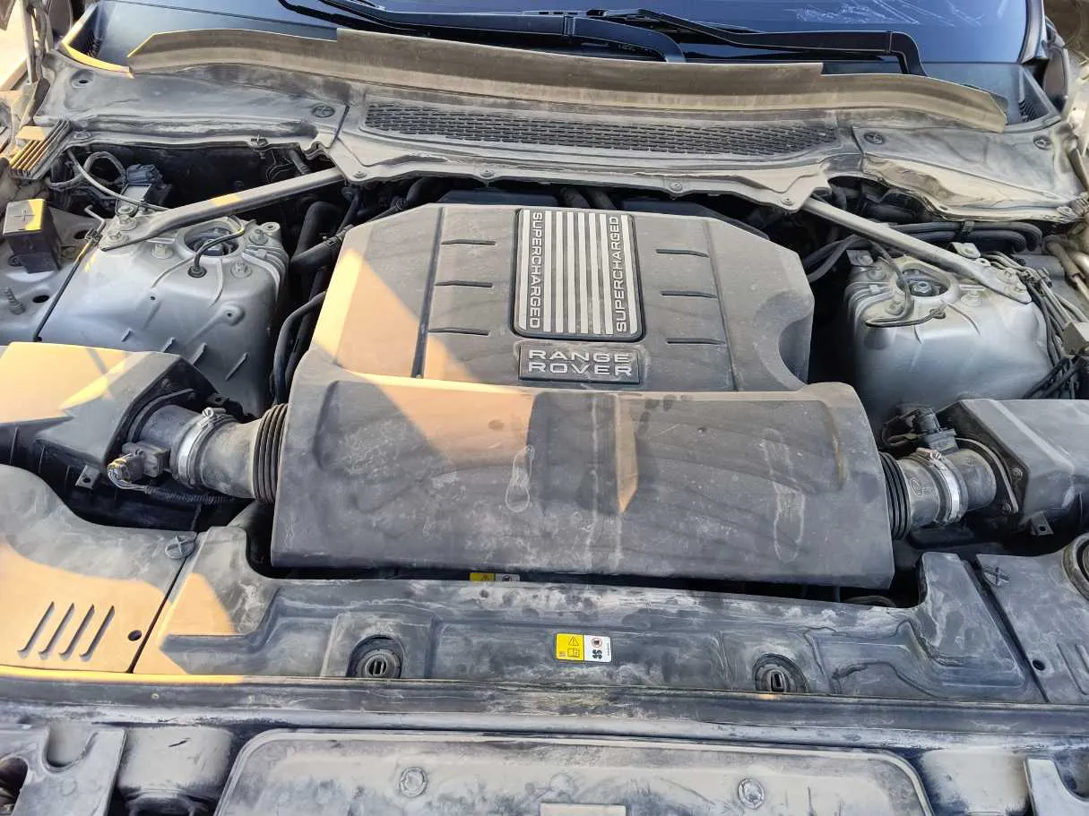 Car image 37
