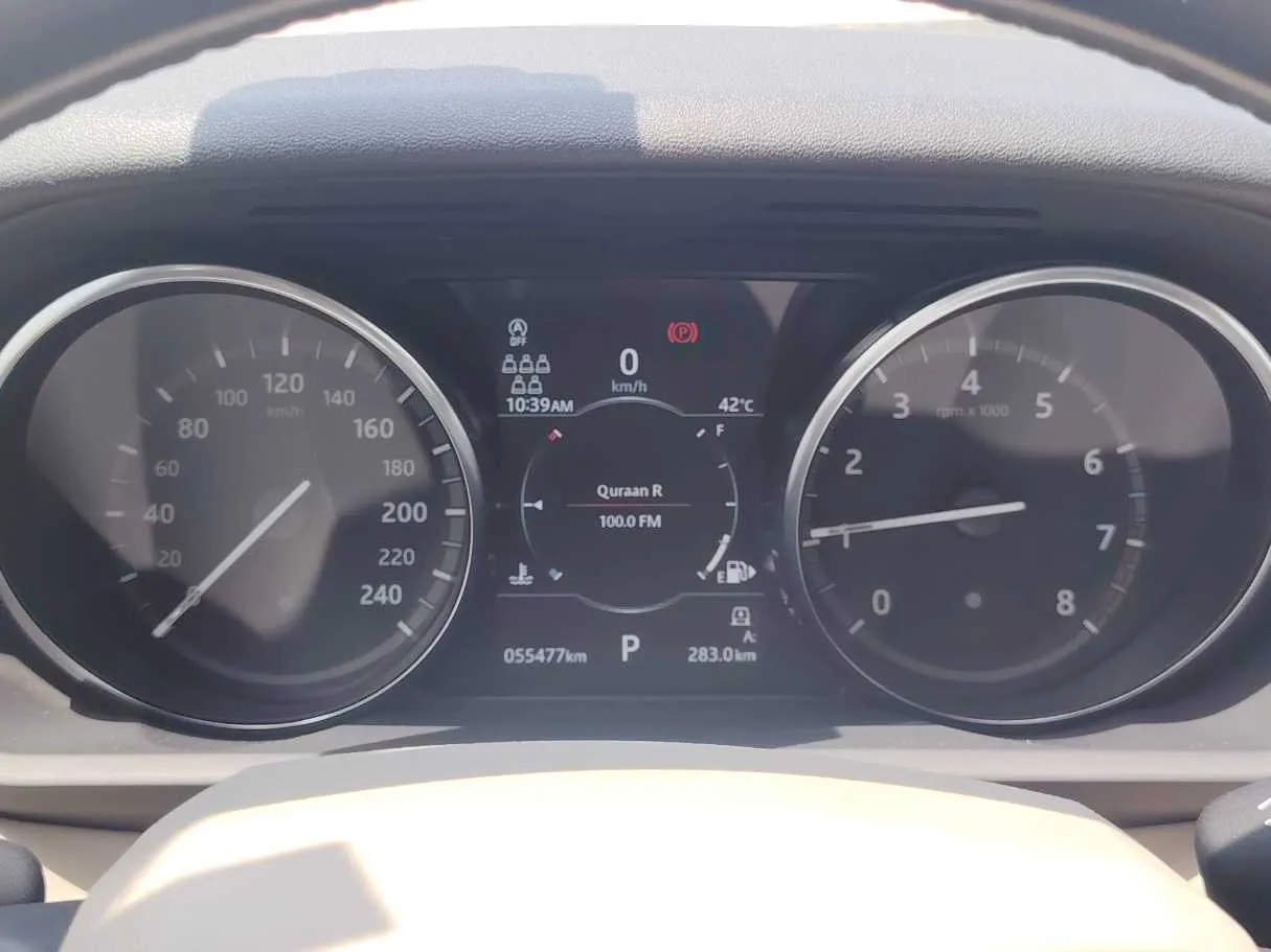 Car image 23