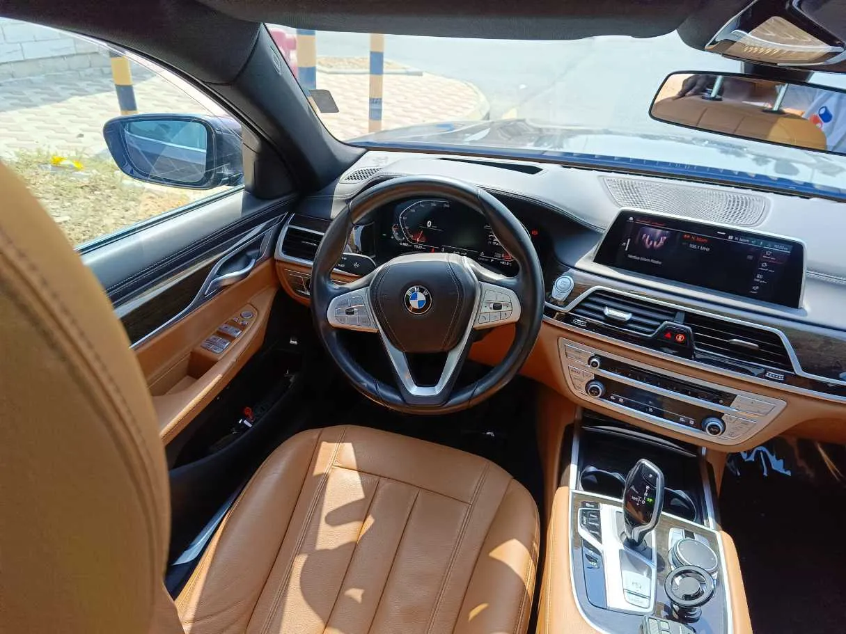 Car image 22