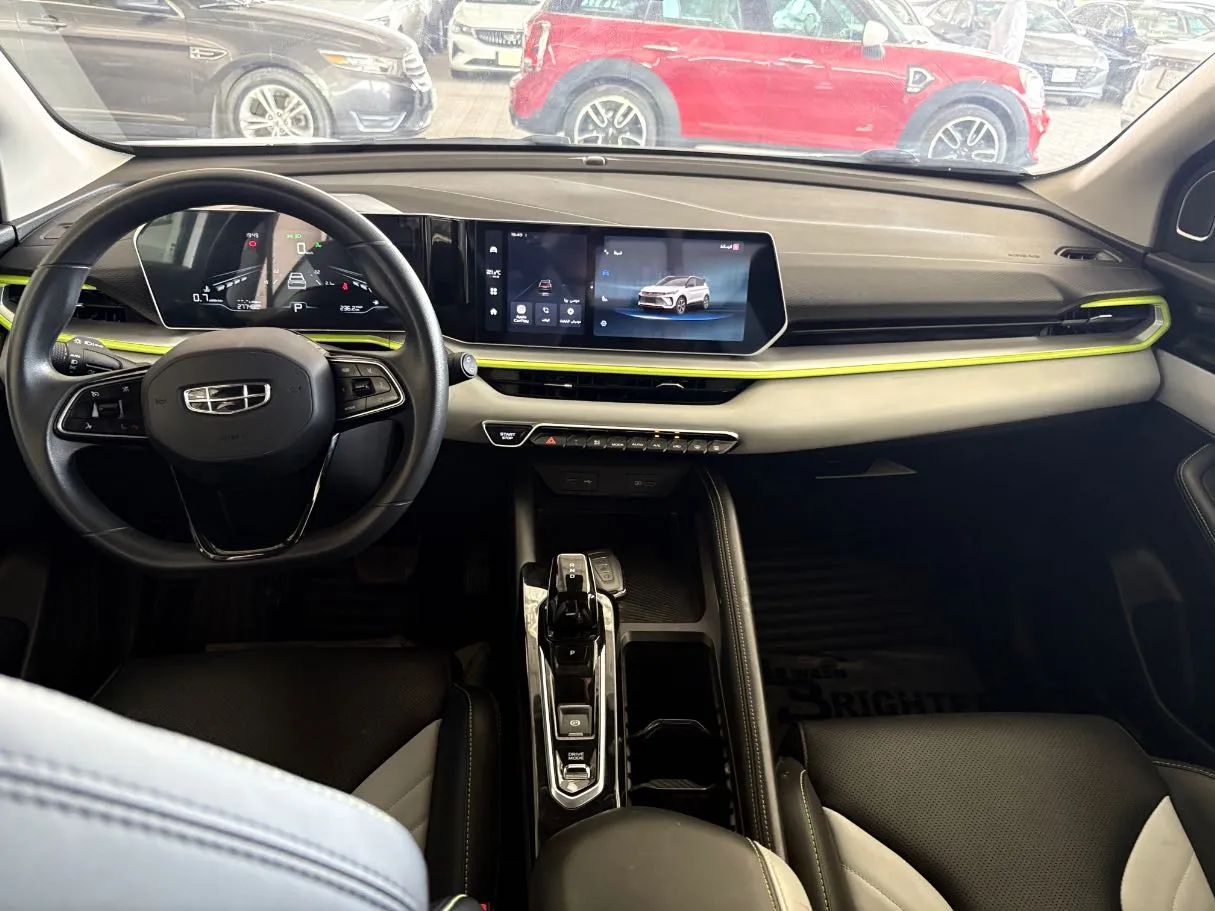 Car image 20