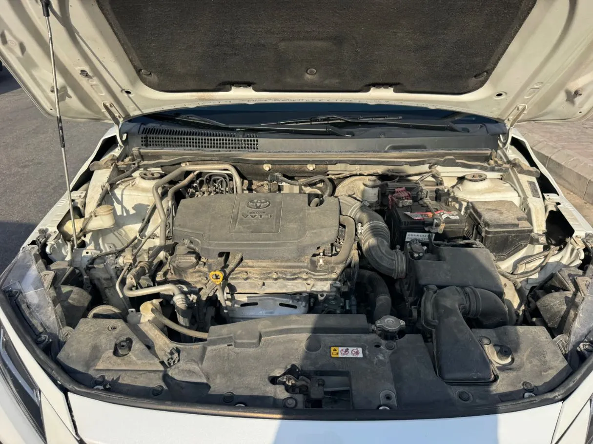 Car image 21