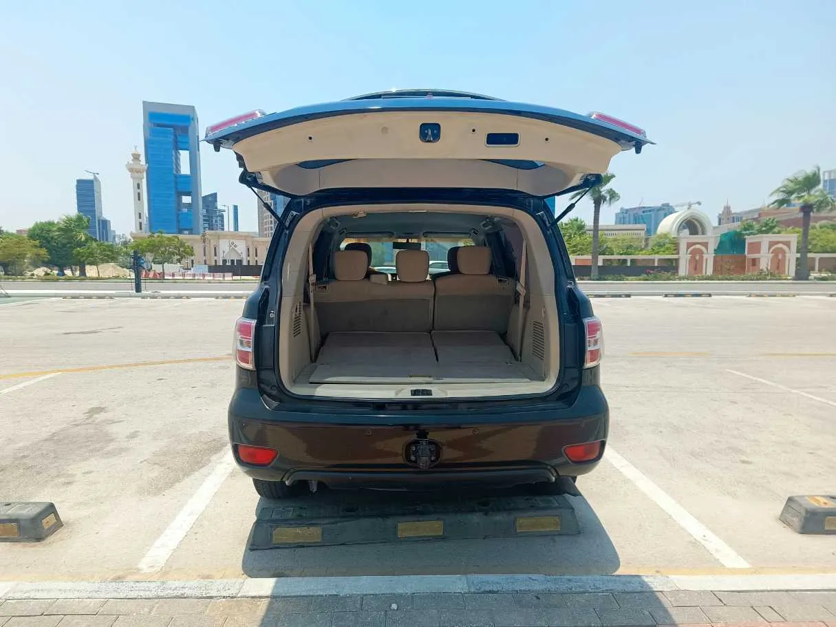 Car image 24