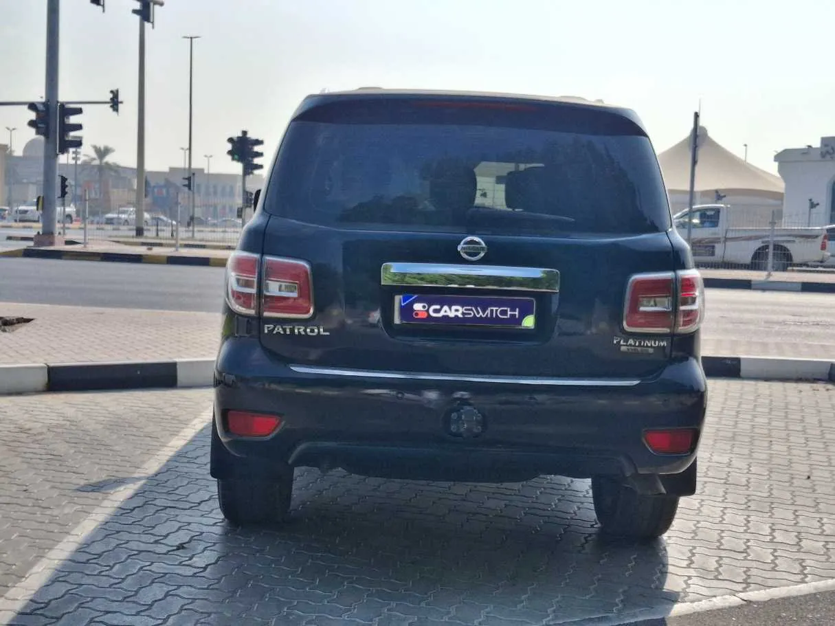 Car image 6