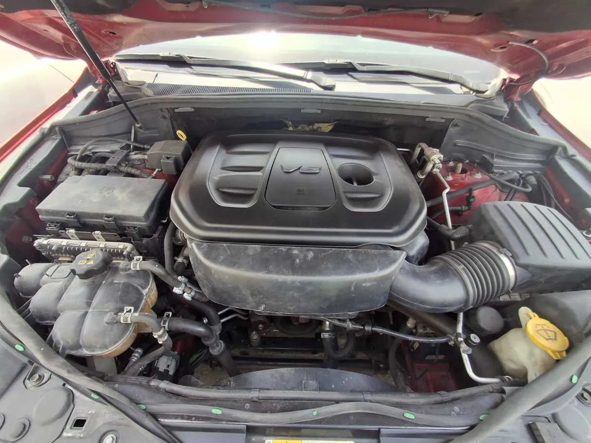Car image 20