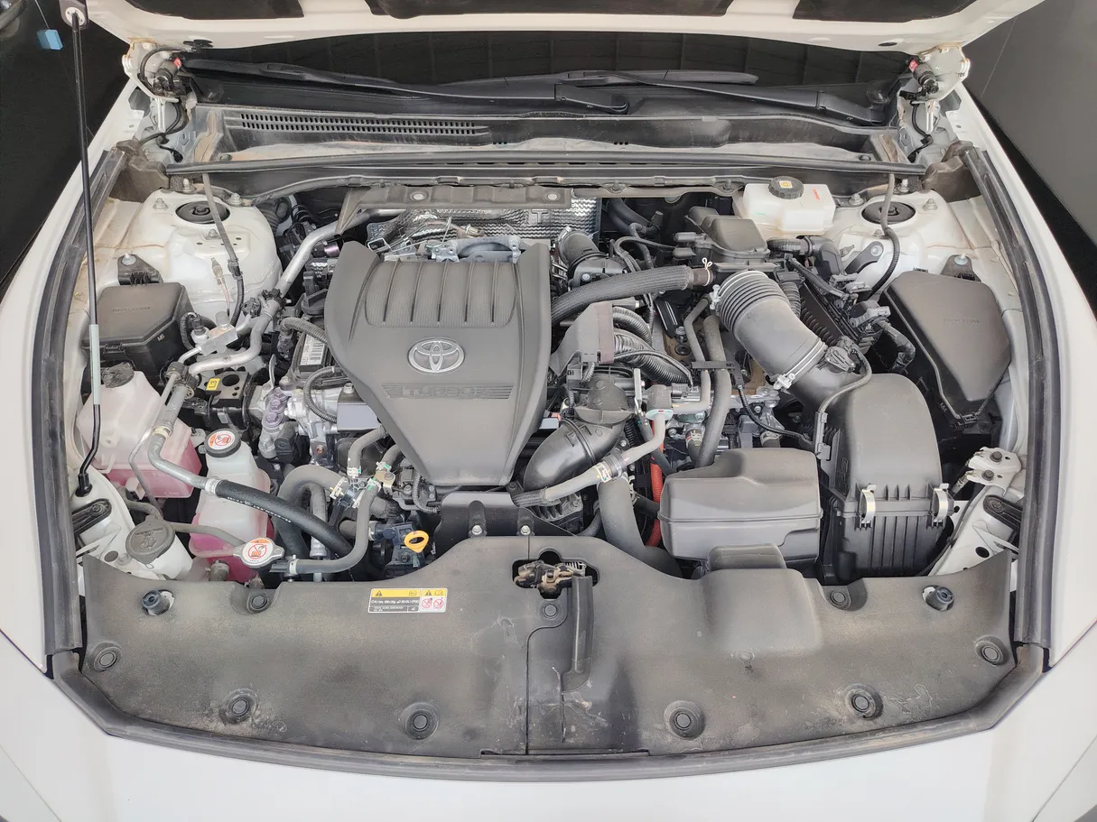Car image 40