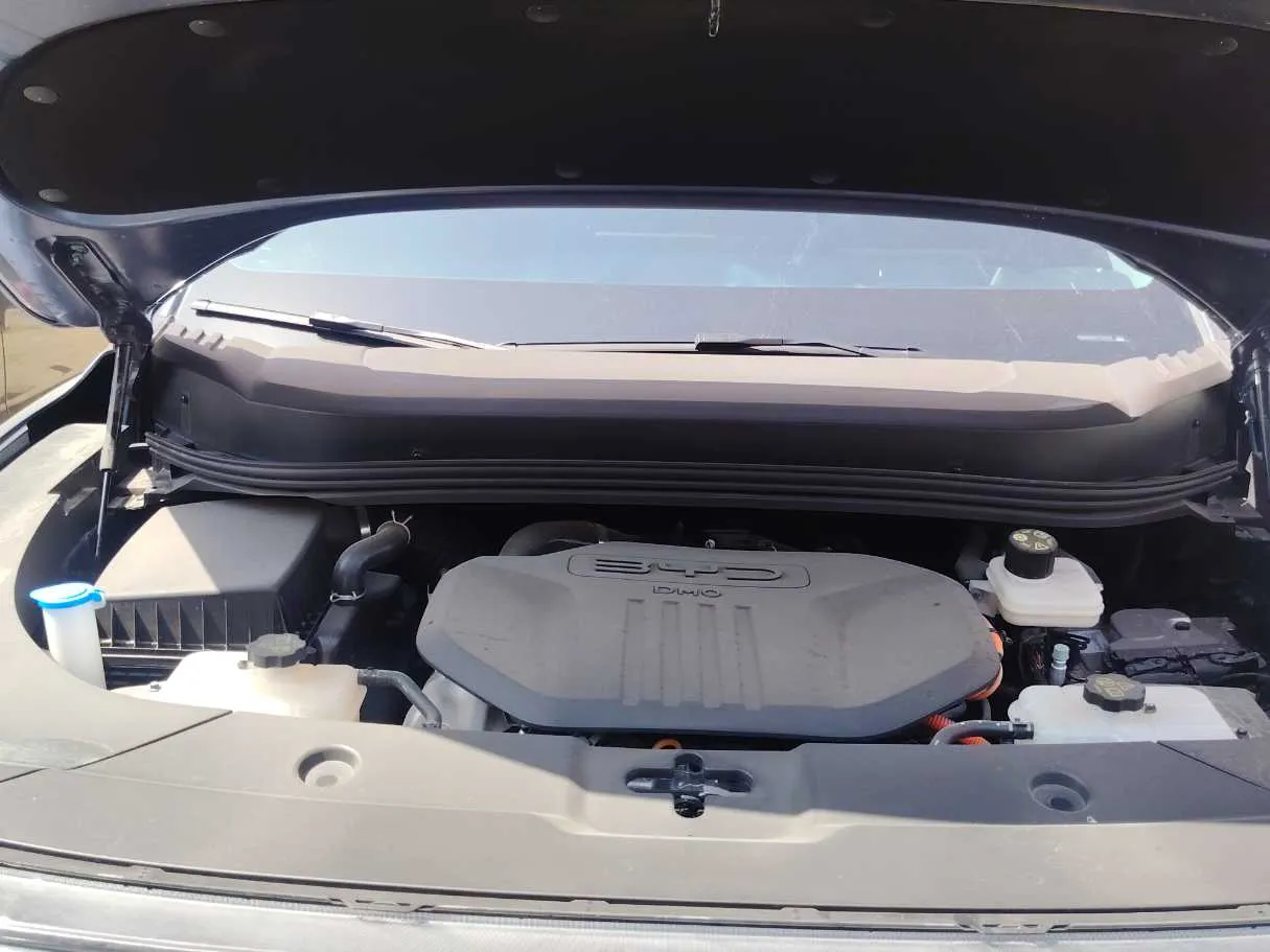 Car image 33