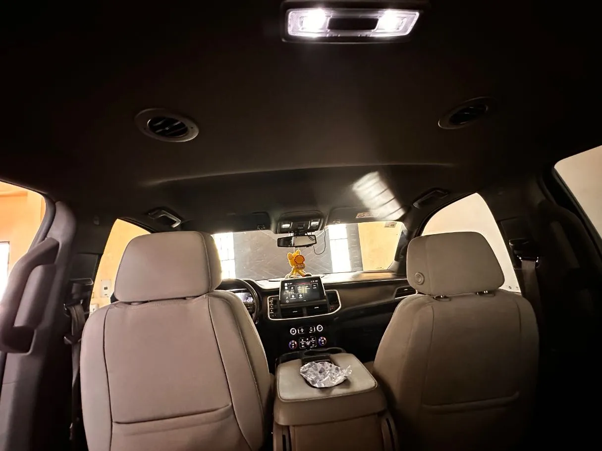 Car image 22