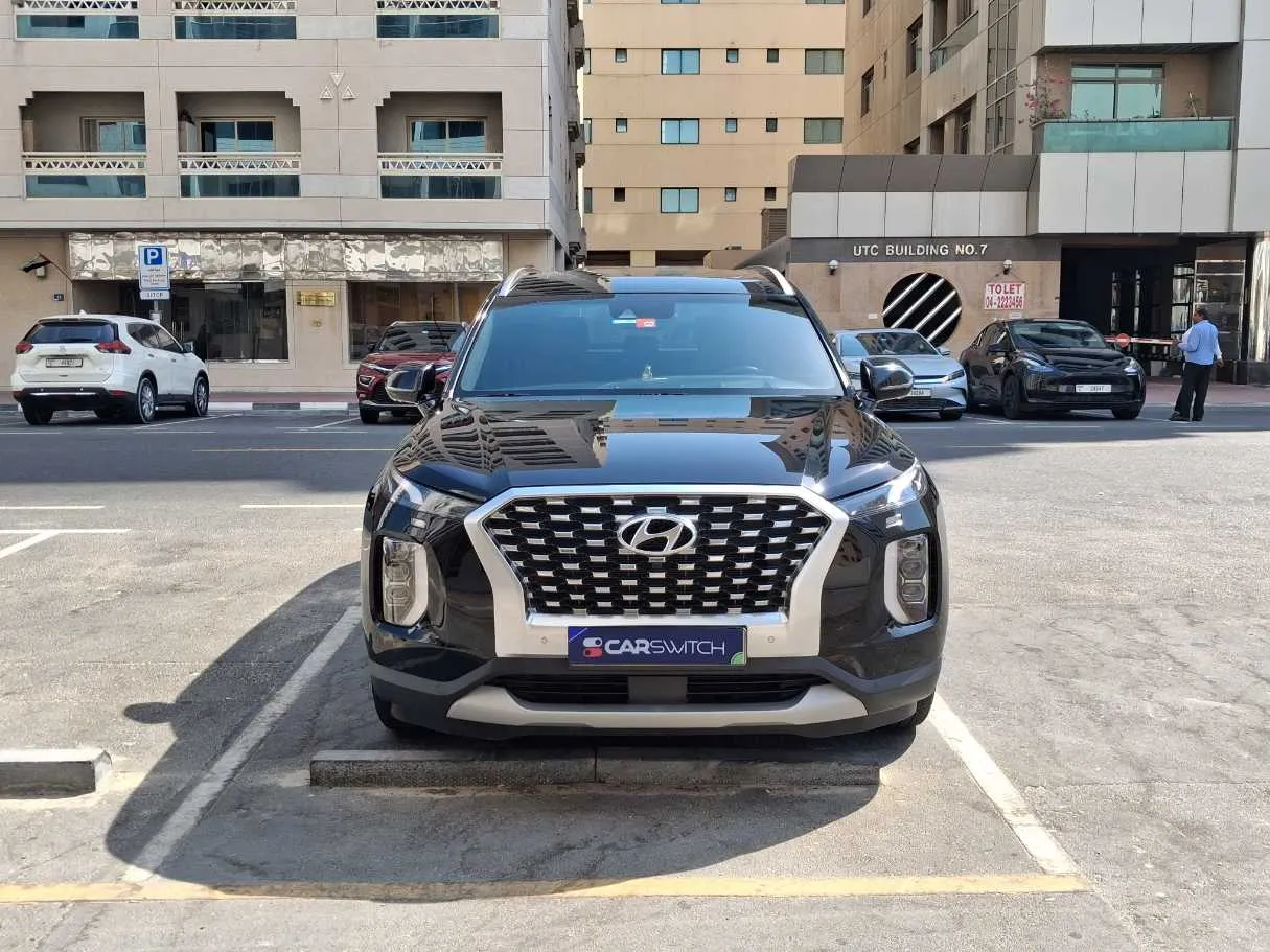 Car image 2