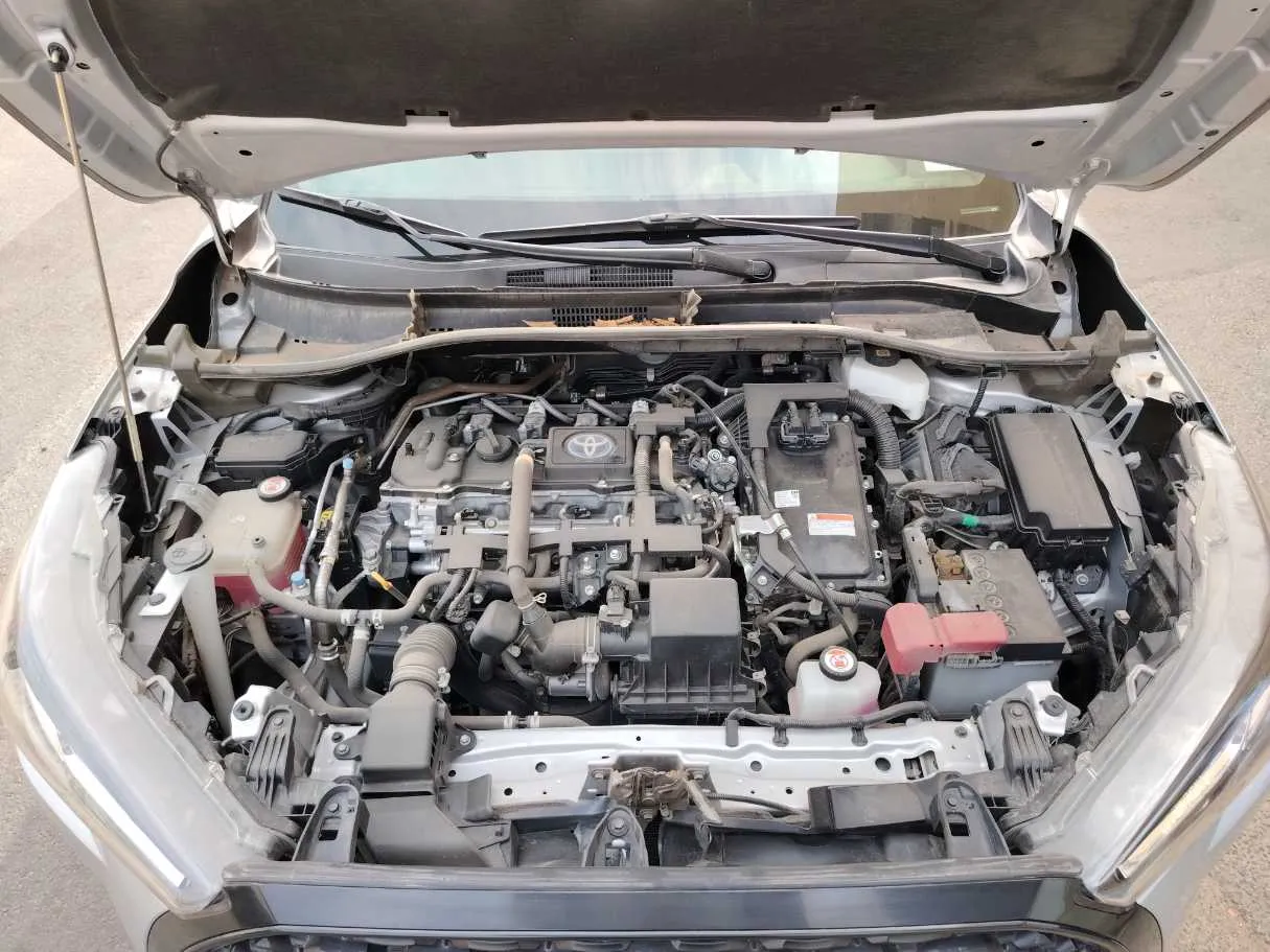 Car image 32