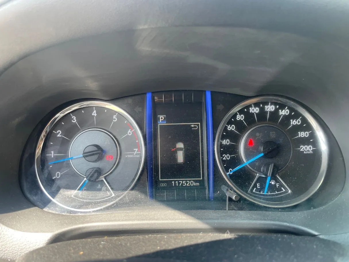 Car image 20
