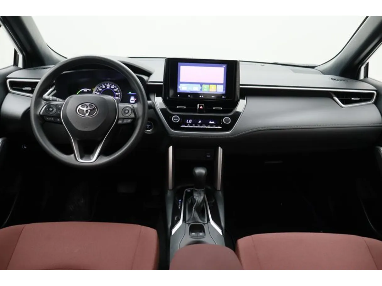 Car image 14