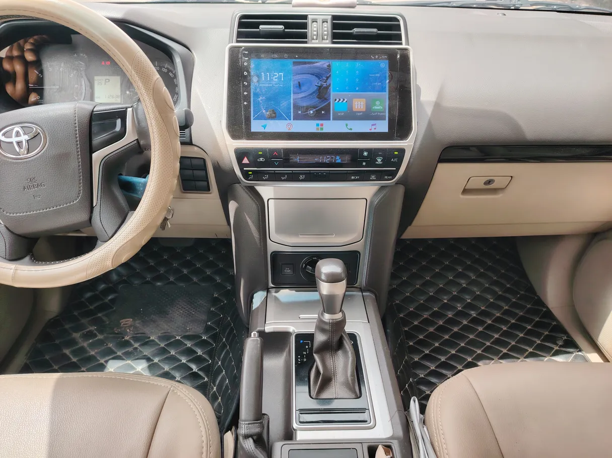 Car image 20