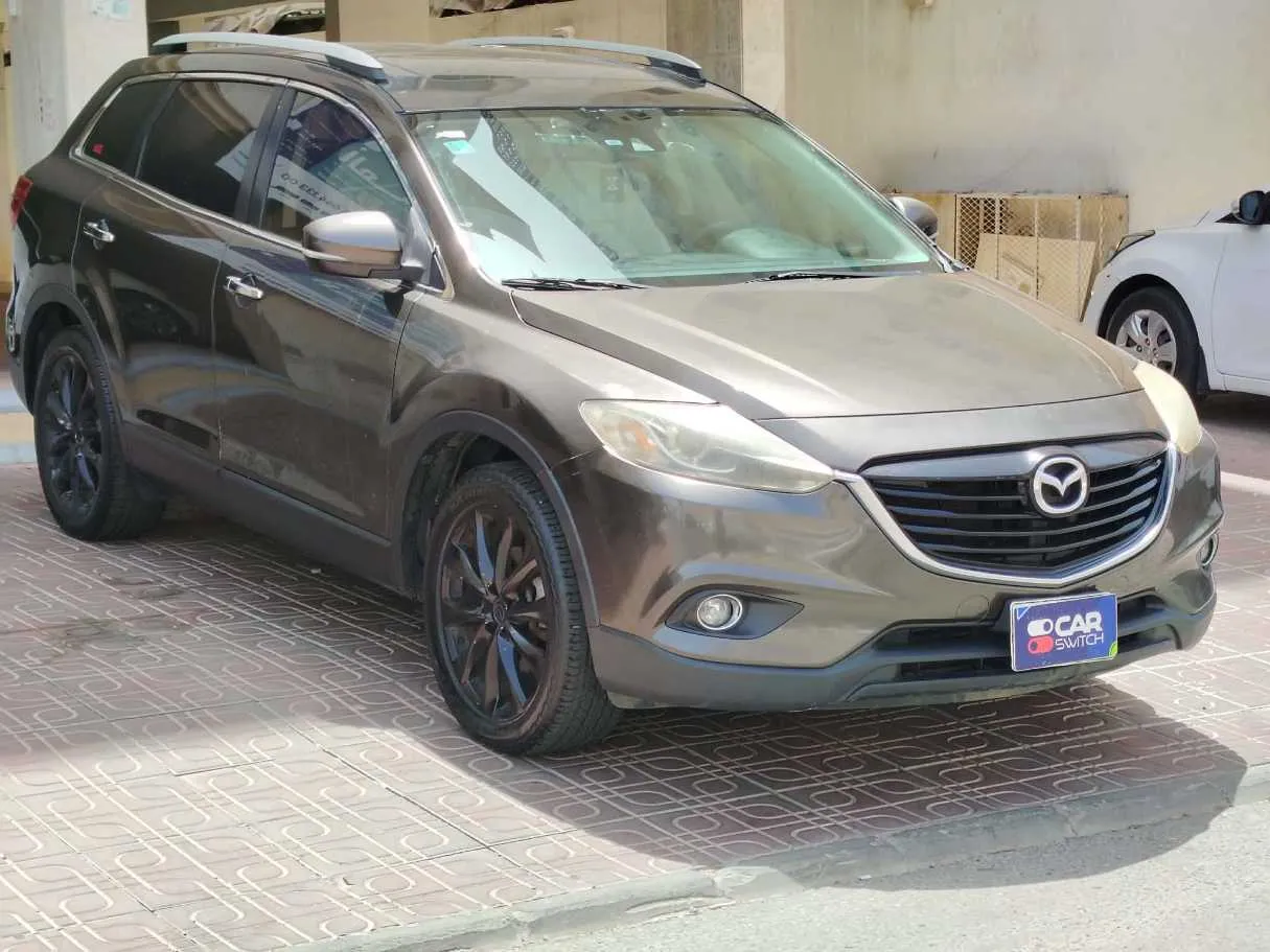 Car image 3