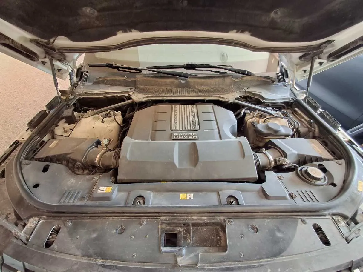 Car image 20