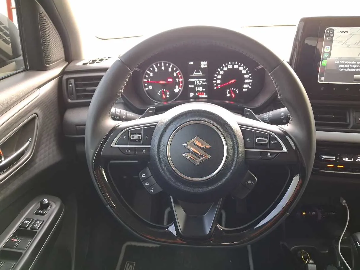 Car image 18