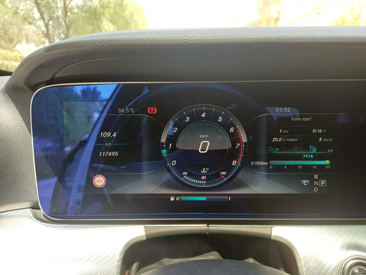 Car image 22