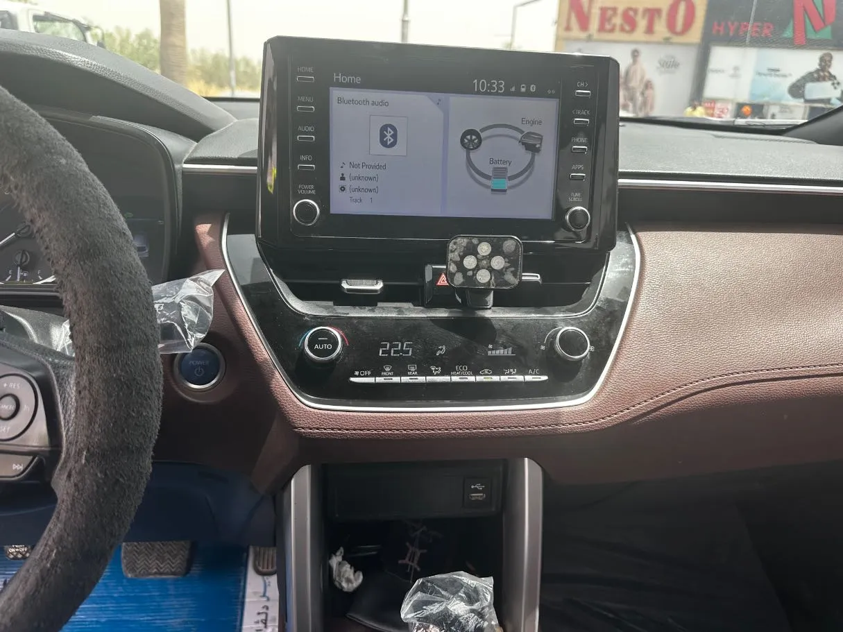Car image 18