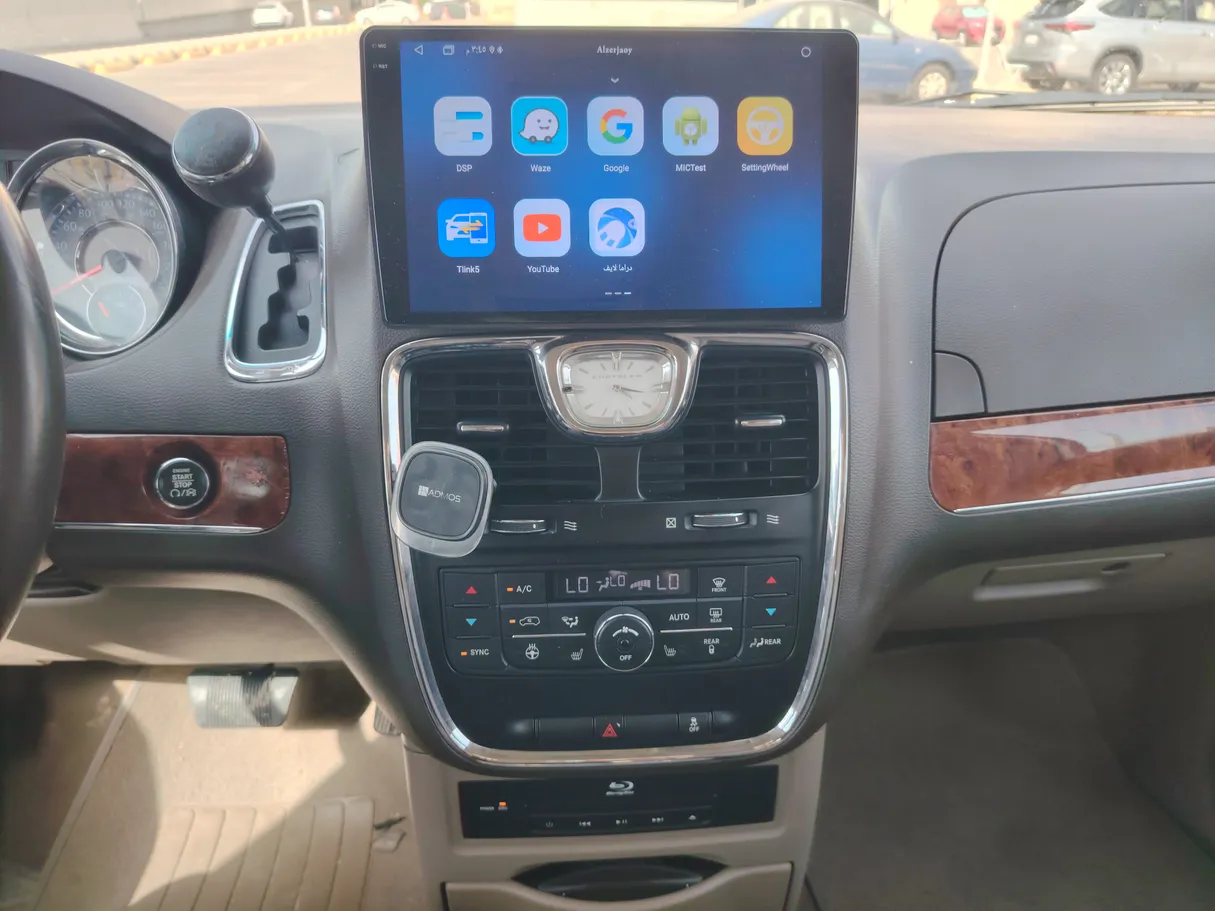 Car image 20