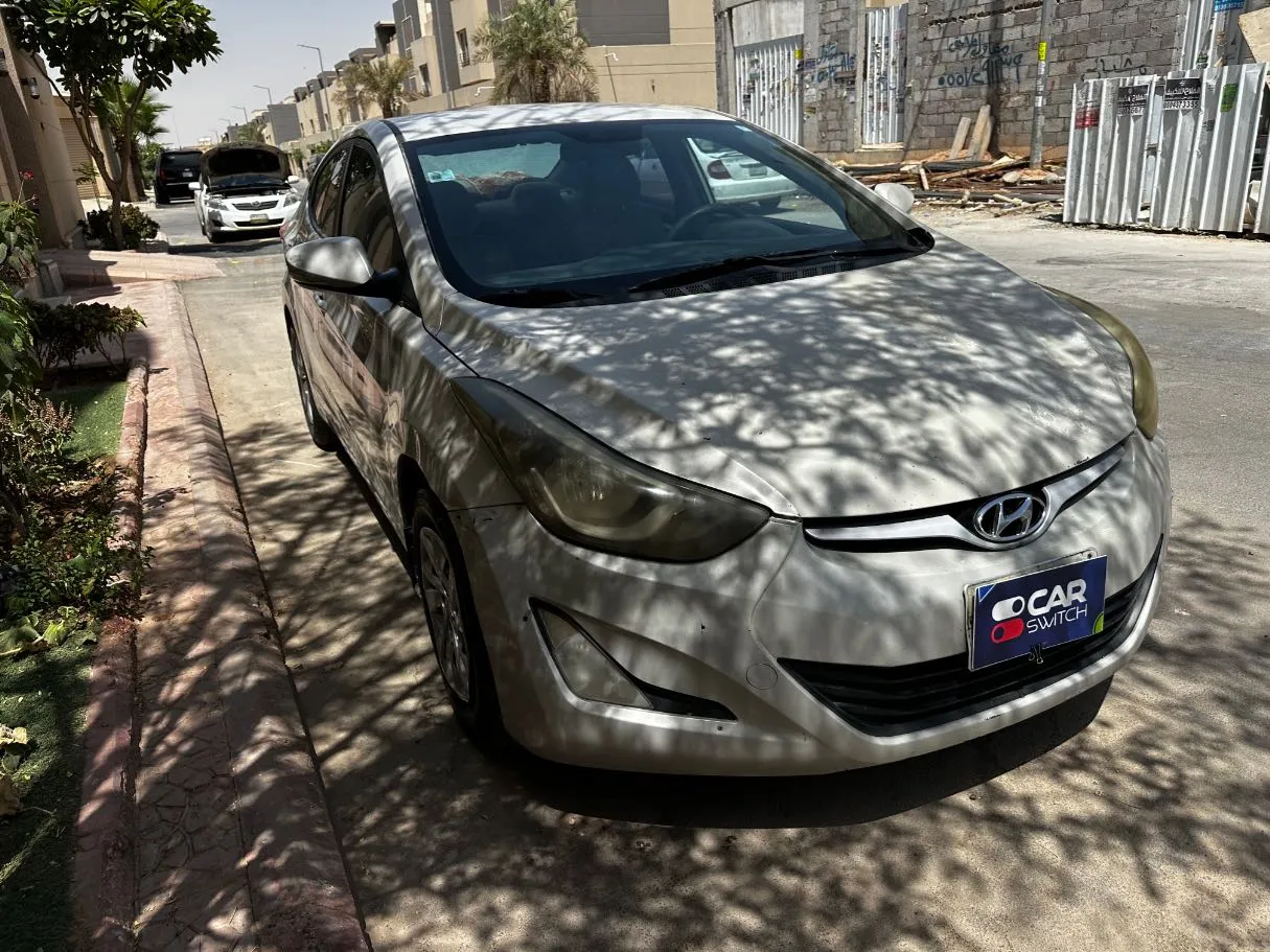 Car image 3