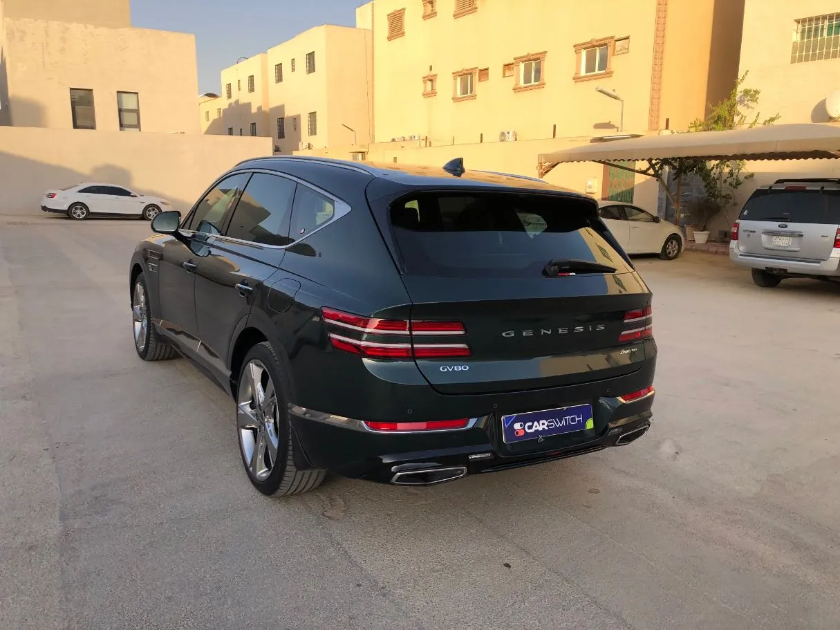 Car image 7