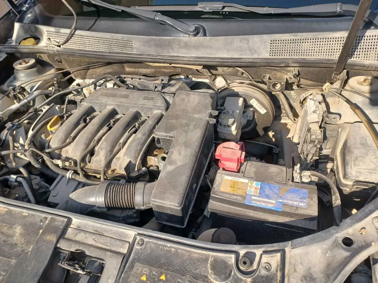 Car image 20