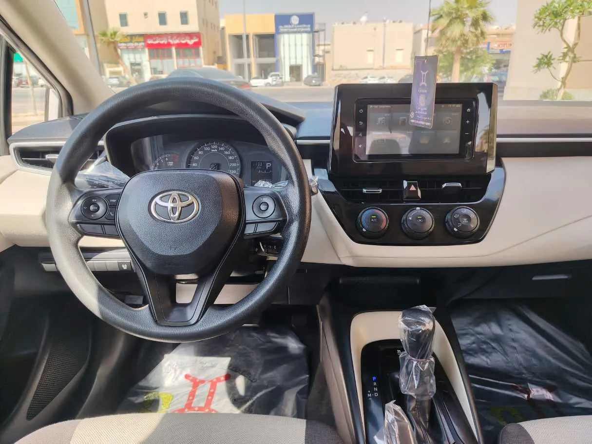 Car image 20