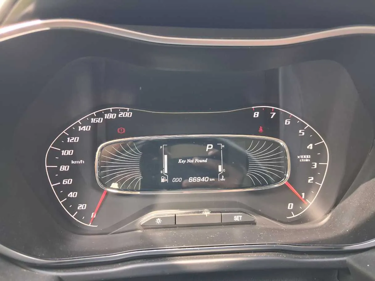 Car image 20