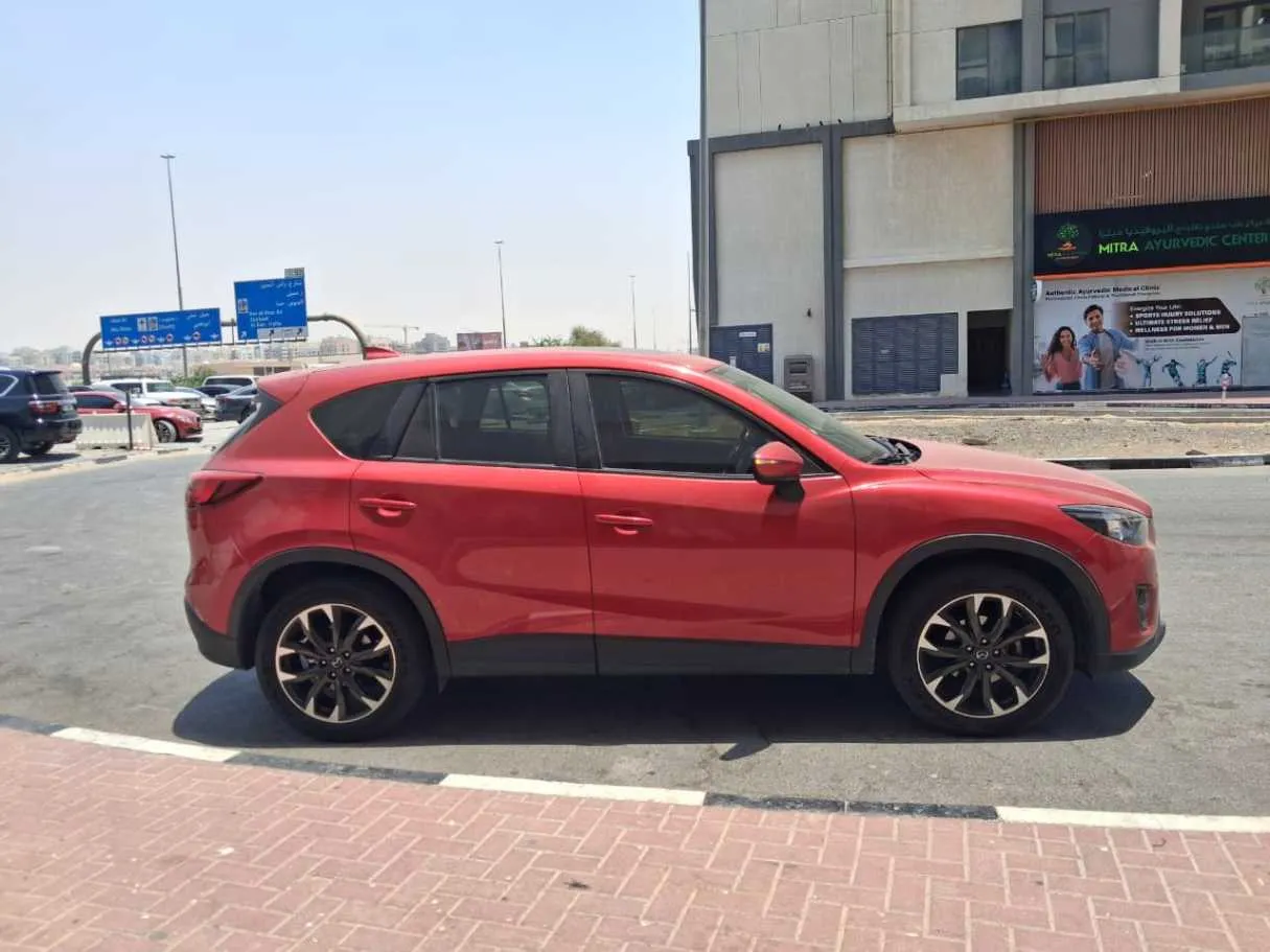 Car image 8