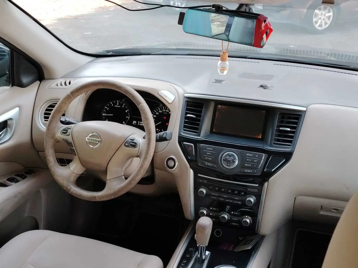 Car image 21