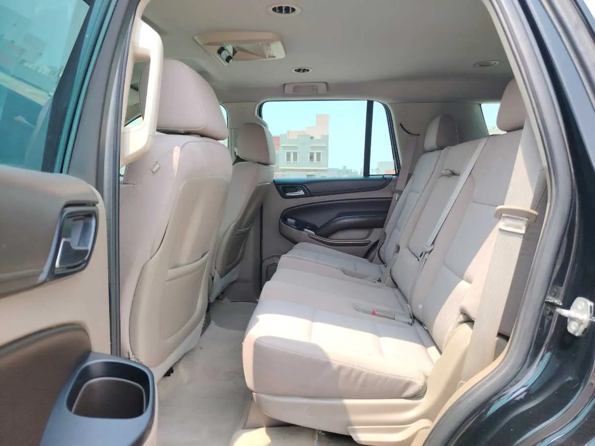 Car image 18