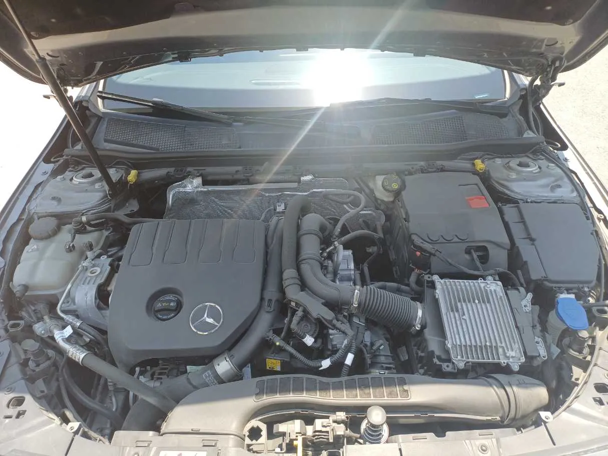 Car image 25