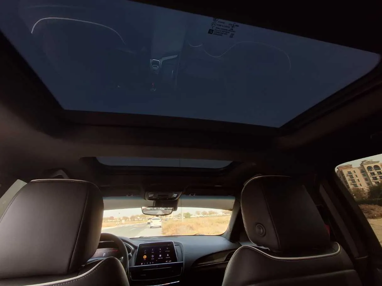 Car image 20