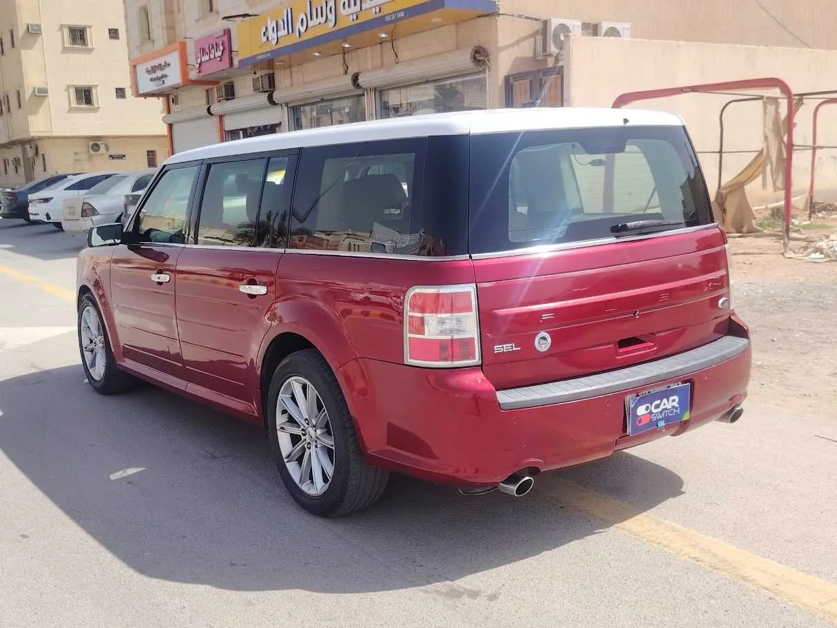 Car image 7