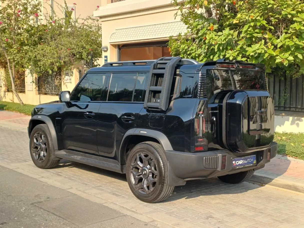 Car image 7